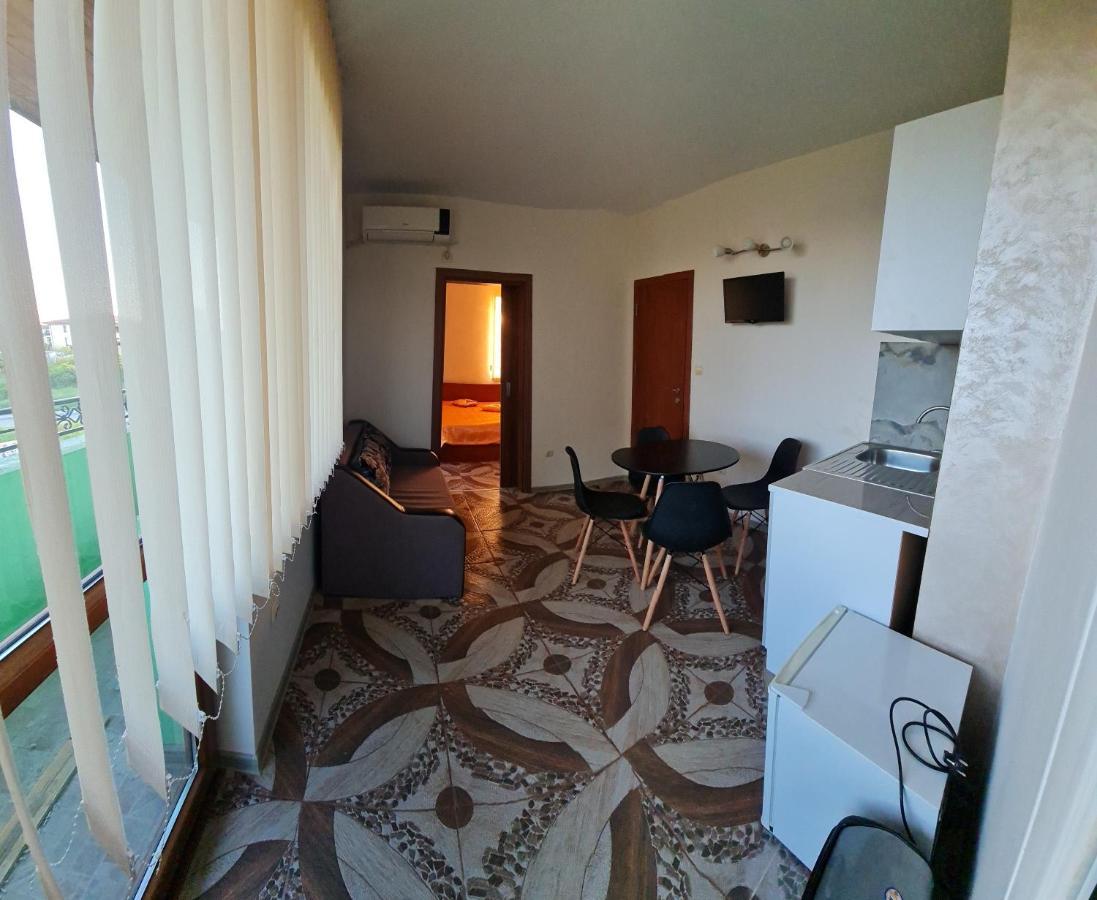 Complex Koral Hotel Sinemoretz Exterior photo